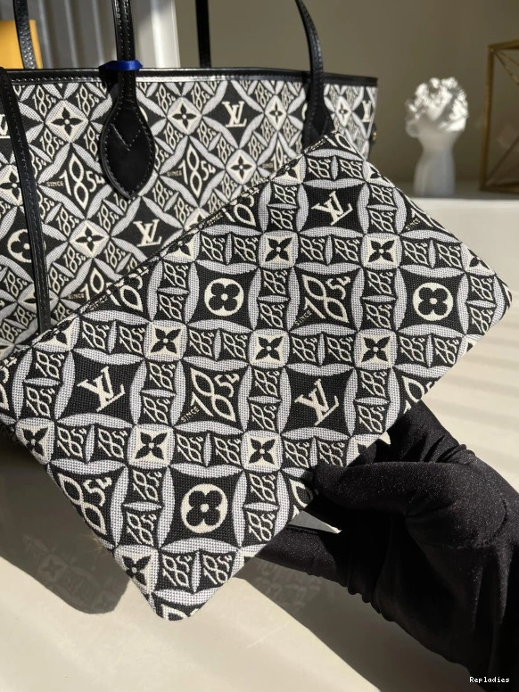 Cheap VUITTON MM NEVERFULL LOUIS 0815